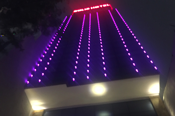led trang trí tòa nhà